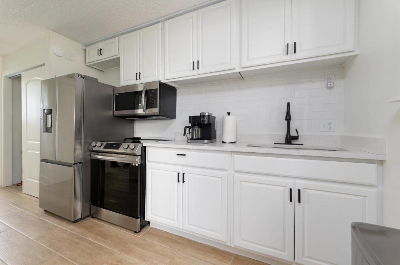 Be A Nomad - Beachside Apartment *