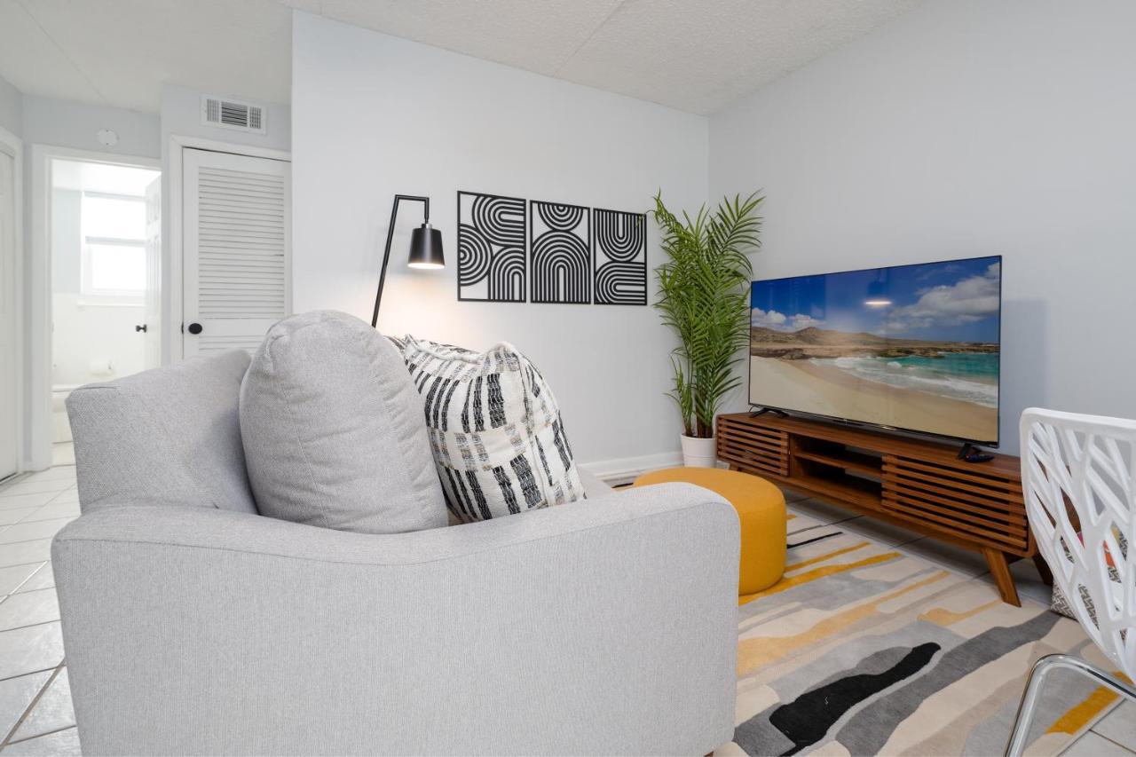 Be A Nomad - Beachside Apartment *