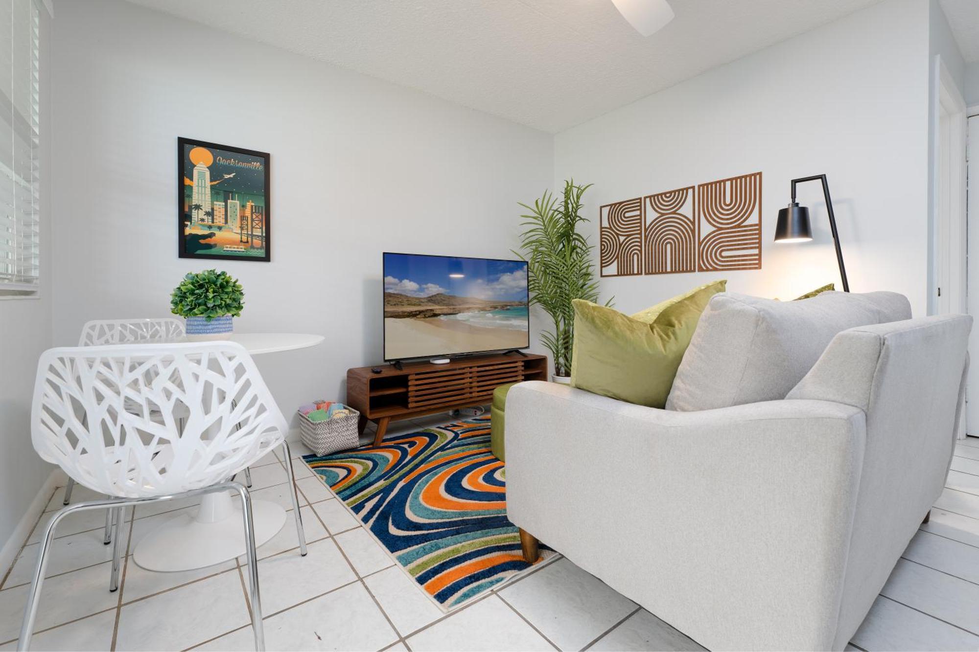 Be A Nomad - Beachside Apartment Jacksonville Beach